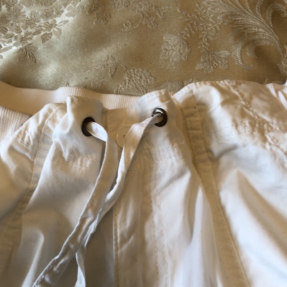 GEORGE SIZE 10 WOMEN’S WHITE CAPRIS ADJUSTABLE LENGTH ELASTIC WAIST - #073 - Picture 5 of 7